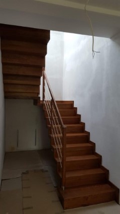 schody 10 b samonośne
